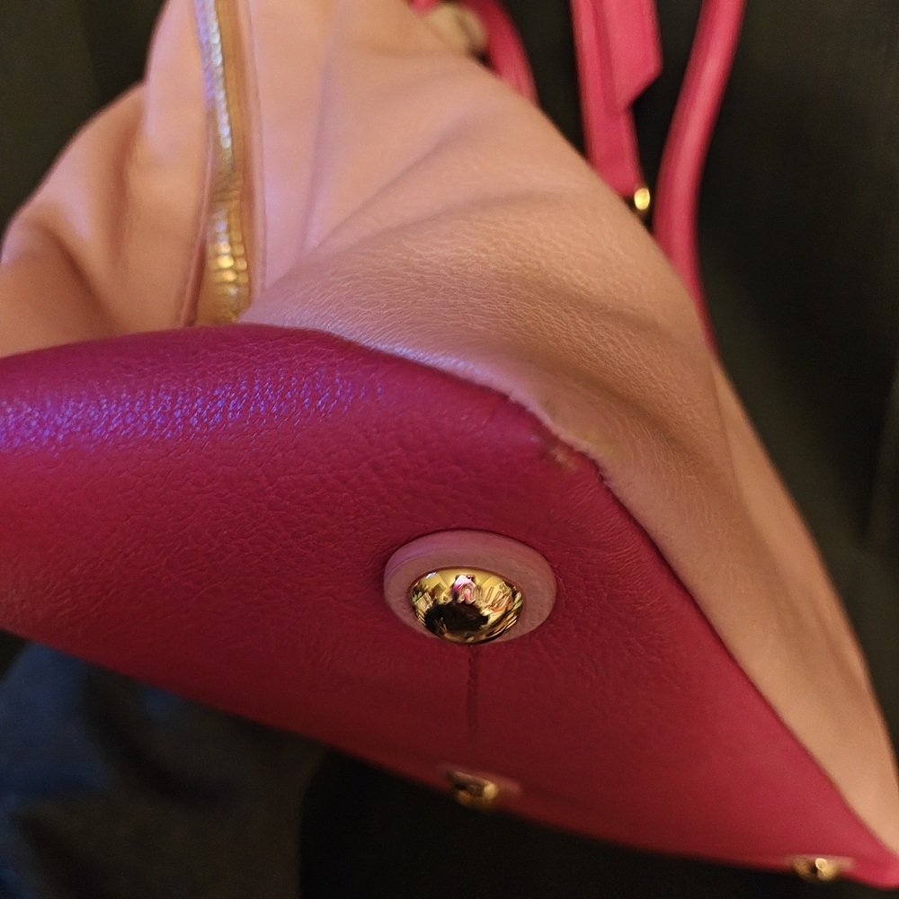Miu Miu Beau Pink Leather Bag - Picture 9 of 16